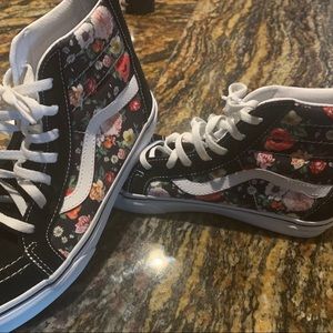 NWOB Hightop Vans